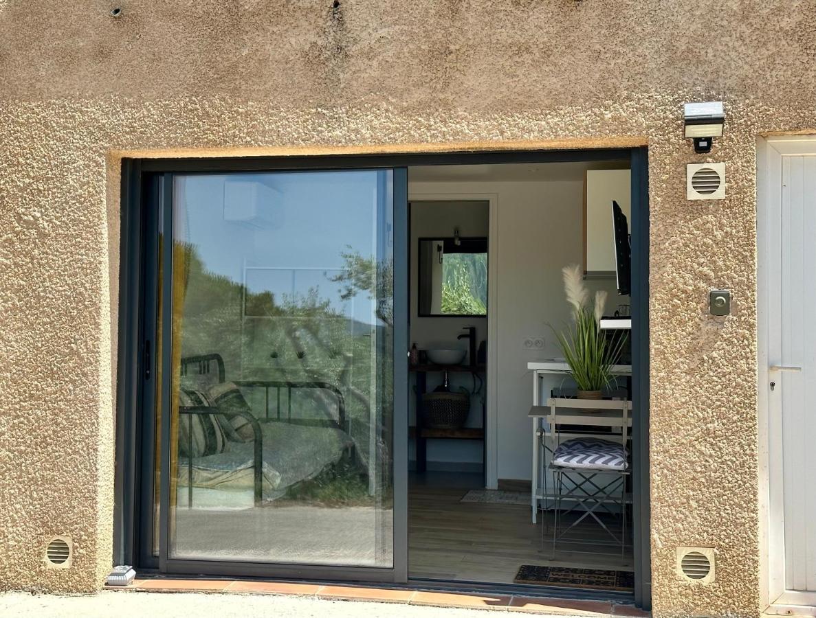Studio Collobrieres Vue Sur Village ภายนอก รูปภาพ